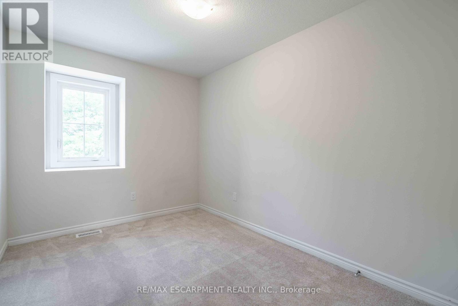 7 - 677 Park Road, Brantford, Ontario  N3R 0A2 - Photo 17 - X12392268