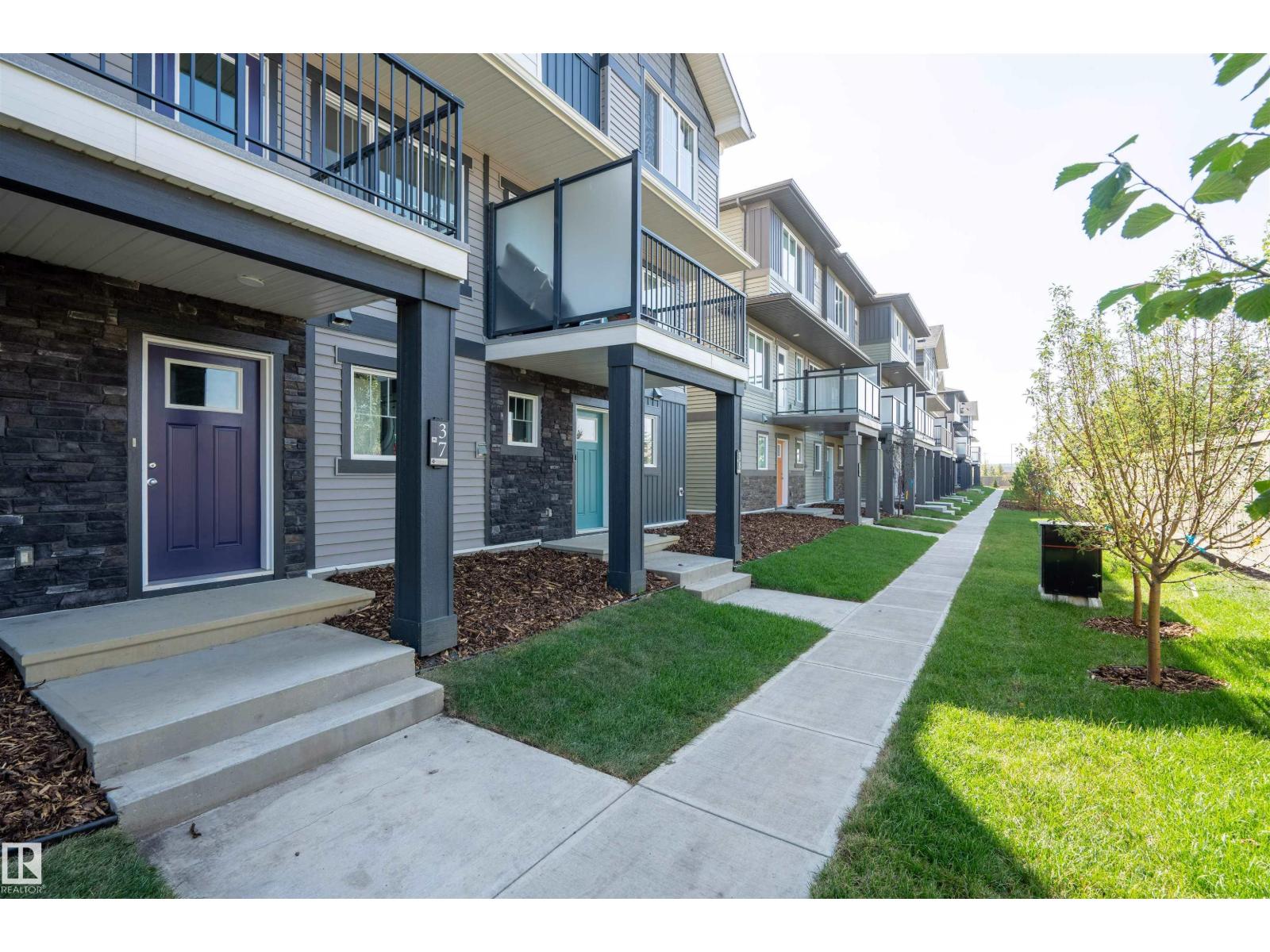 #37 1530 Tamarack Bv Nw, Edmonton, Alberta  T6T 2E6 - Photo 1 - E4456912