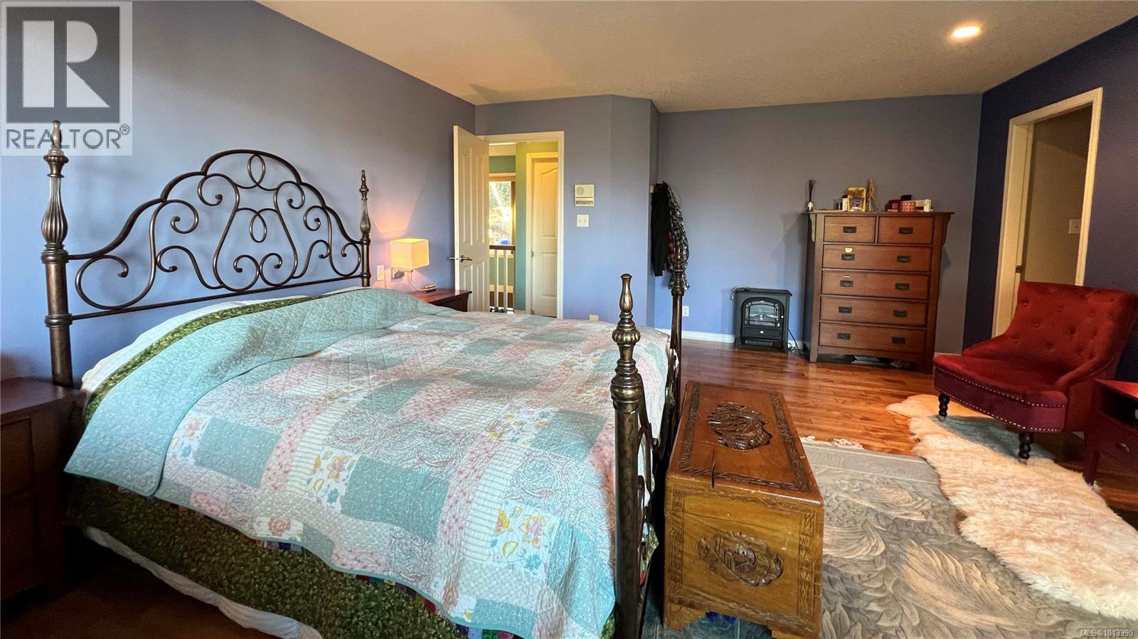 Property at 986 Seapearl Pl image 3