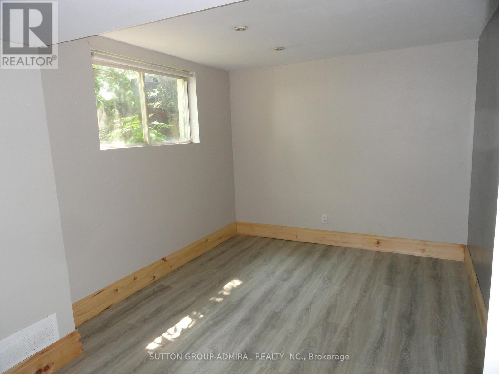 2776 Tallberg Court, Mississauga, Ontario  L5J 1T1 - Photo 14 - W12363202
