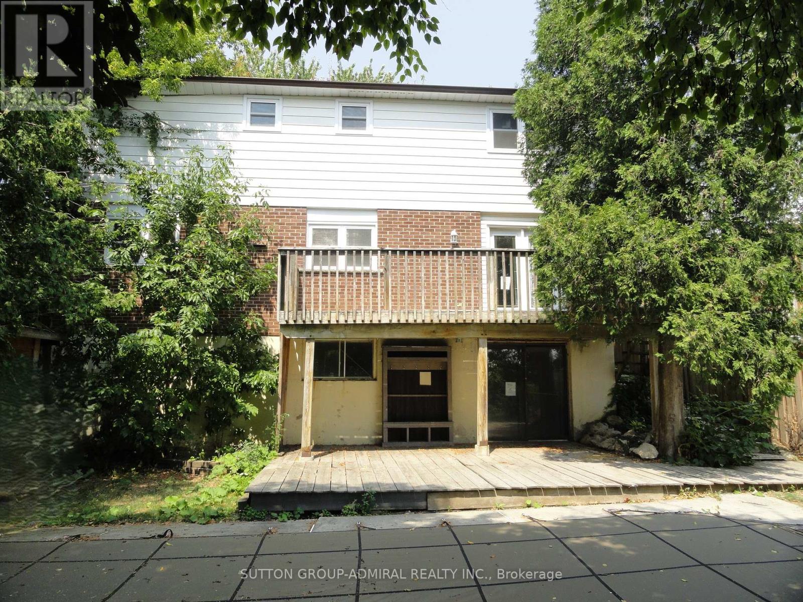 2776 Tallberg Court, Mississauga, Ontario  L5J 1T1 - Photo 3 - W12363202