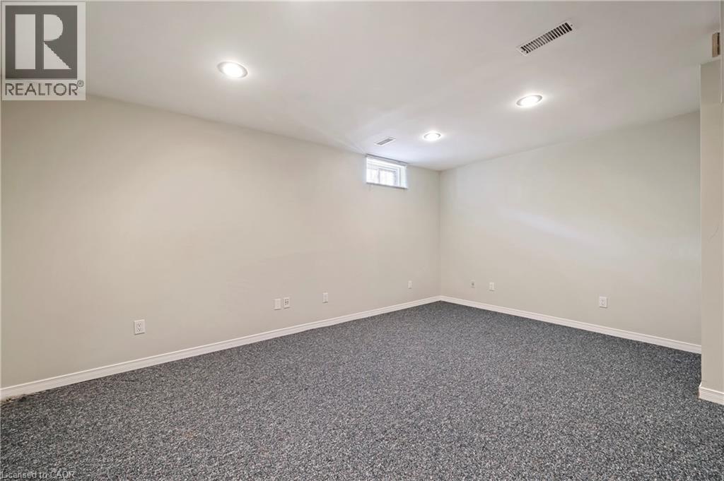 1809 Upper Wentworth Street Unit# 14, Hamilton, Ontario  L9B 2R9 - Photo 32 - 40767965