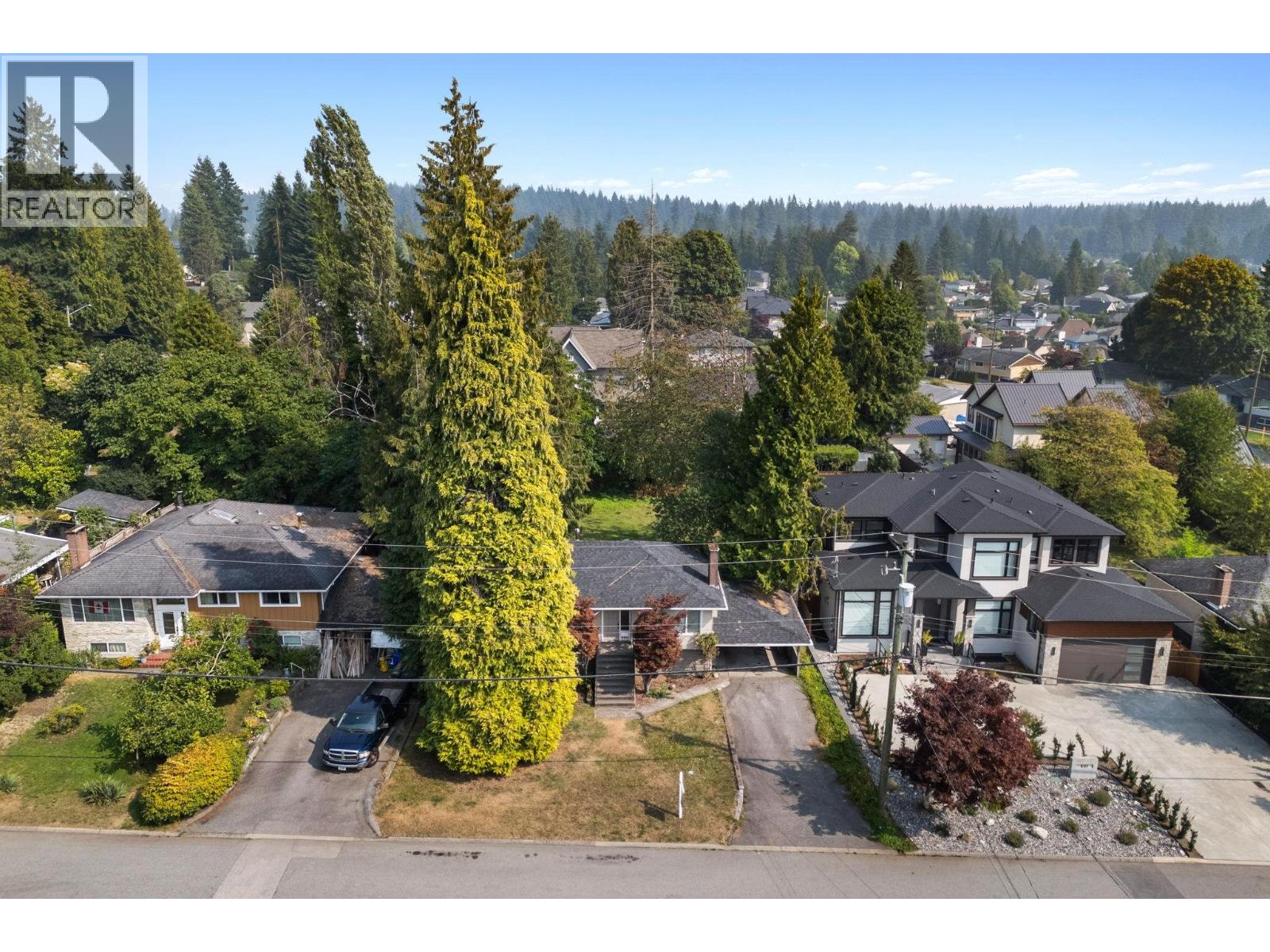 695 Newport Street, Coquitlam, British Columbia  V3J 3H7 - Photo 32 - R3043379