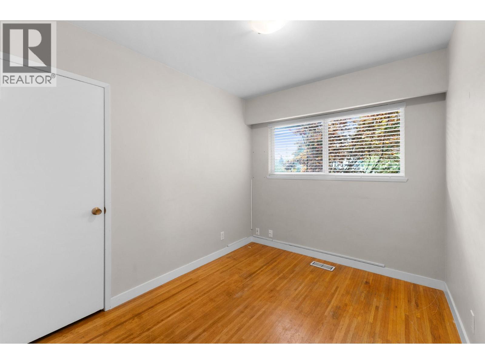 695 Newport Street, Coquitlam, British Columbia  V3J 3H7 - Photo 14 - R3043379