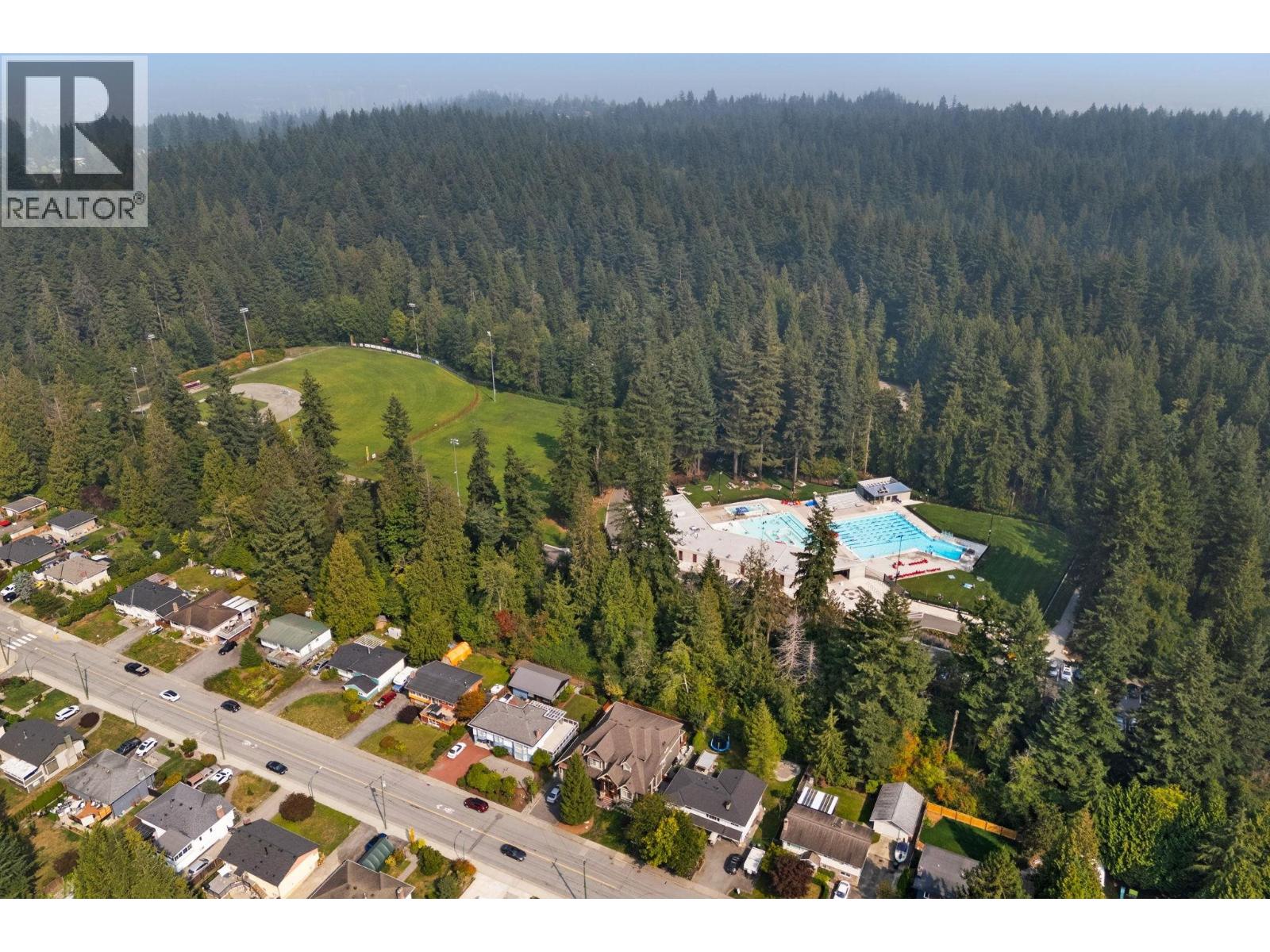 695 Newport Street, Coquitlam, British Columbia  V3J 3H7 - Photo 38 - R3043379