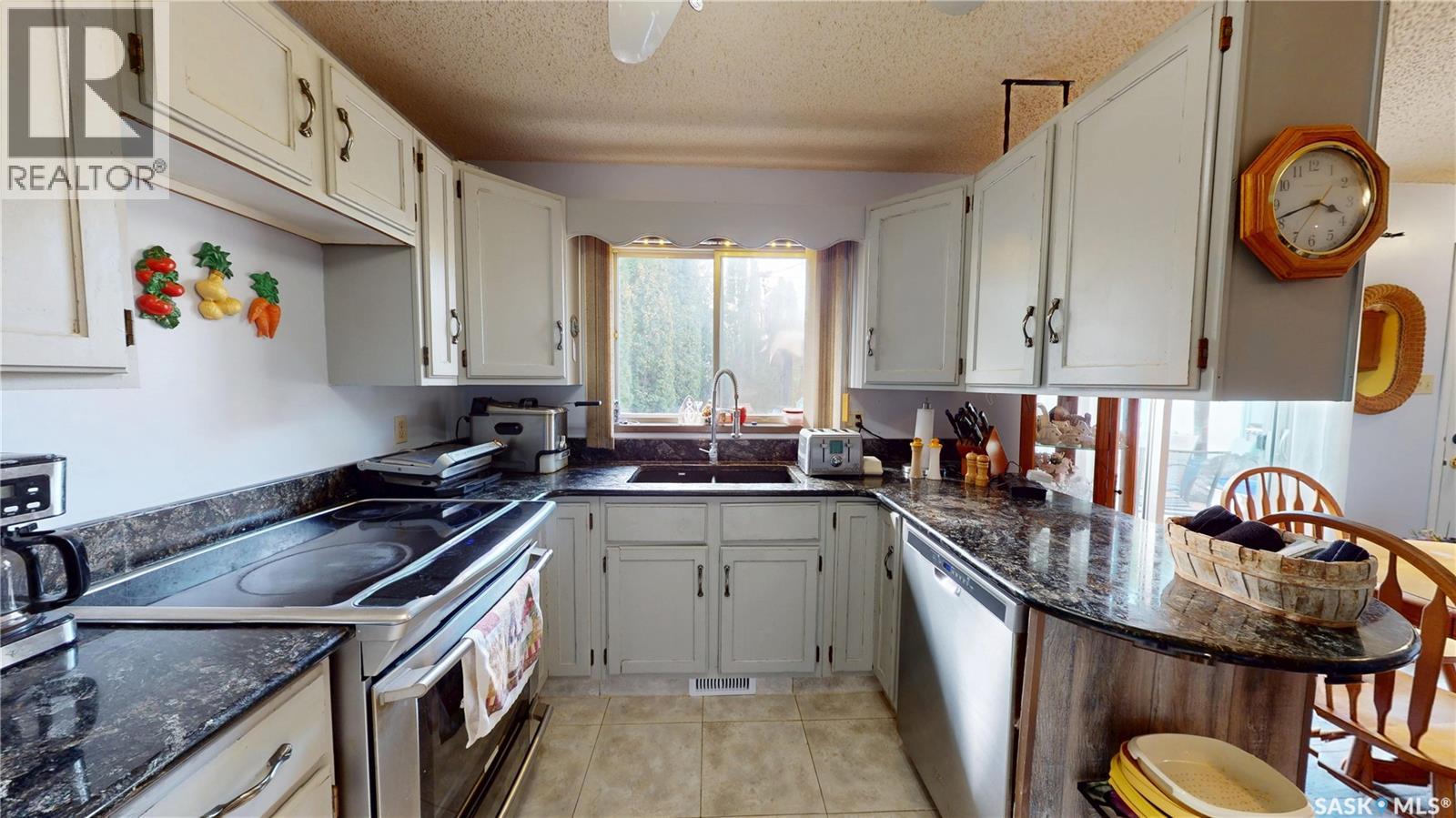 170 Whitecap Crescent, Saskatoon, Saskatchewan  S7M 5C5 - Photo 7 - SK017846