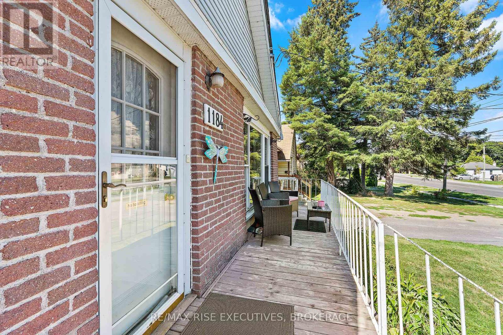 Property at 1184 MONTREAL STREET image 4