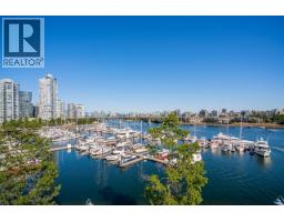 319 1228 MARINASIDE CRESCENT