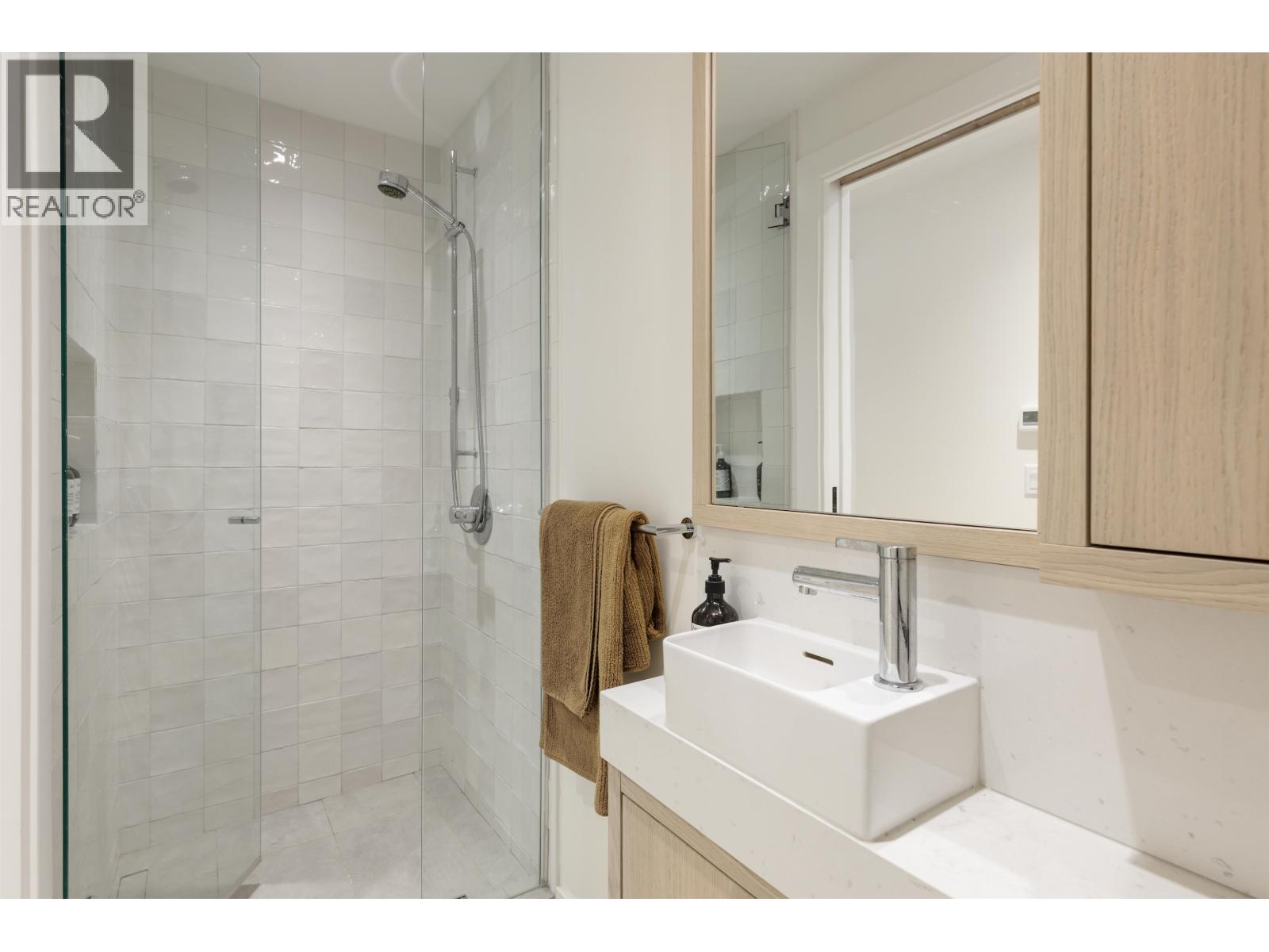 2502 W 33rd Avenue, Vancouver, British Columbia  V6N 2E6 - Photo 18 - R3045560