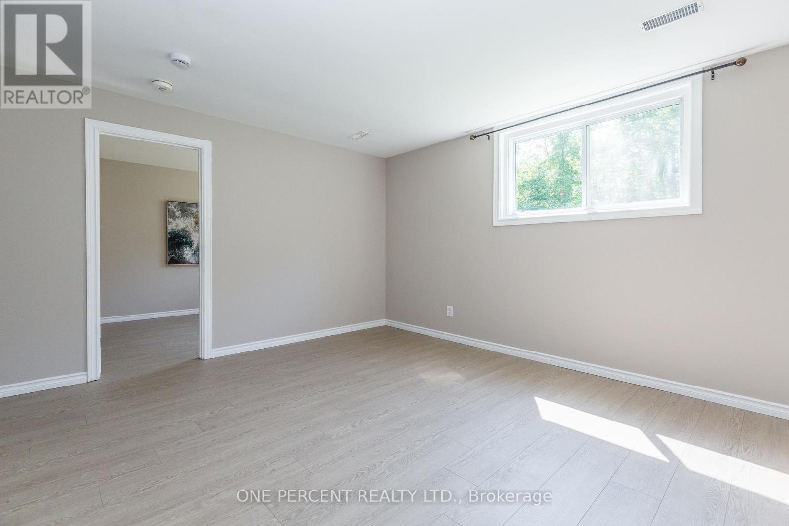 55 Fittons Road E, Orillia, Ontario  L3V 2J2 - Photo 33 - S12287132