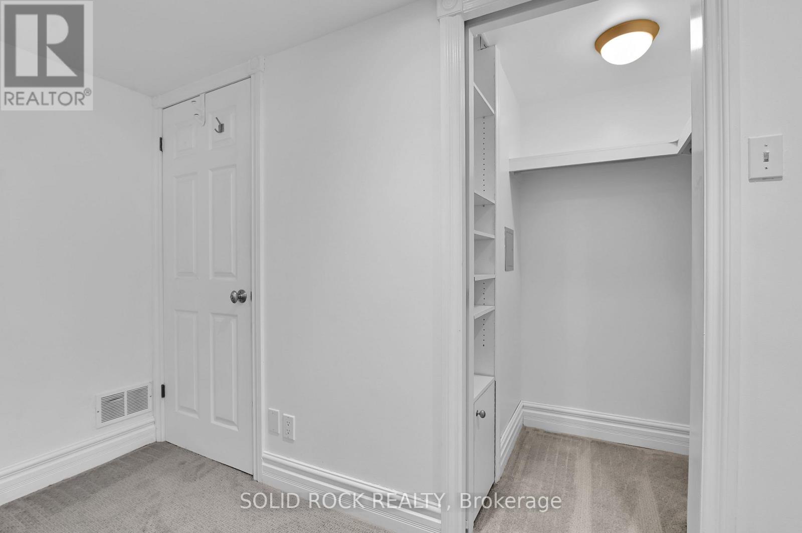 B - 193 Glynn Avenue, Ottawa, Ontario  K1K 1S4 - Photo 21 - X12392417
