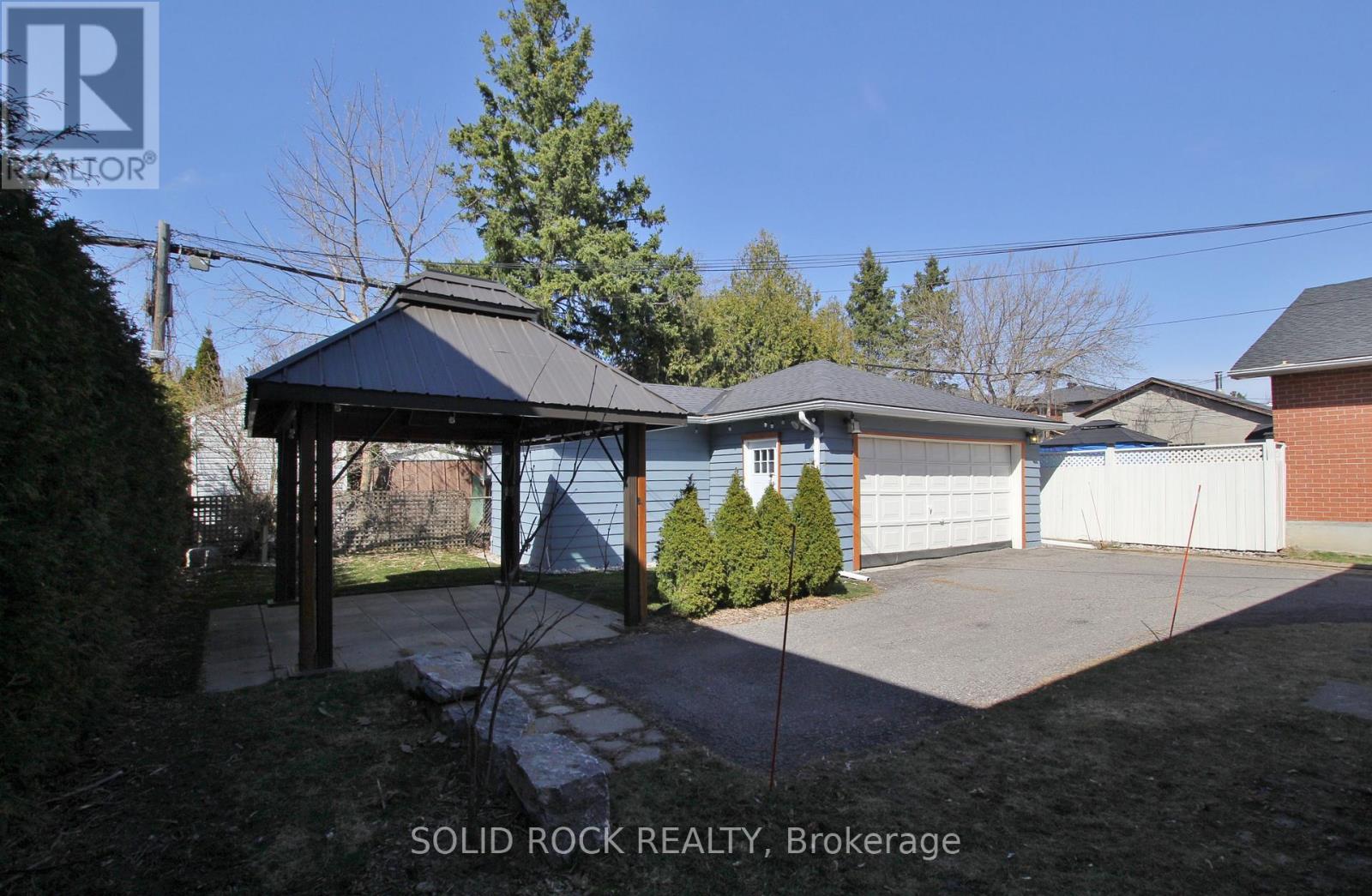 B - 193 Glynn Avenue, Ottawa, Ontario  K1K 1S4 - Photo 26 - X12392417
