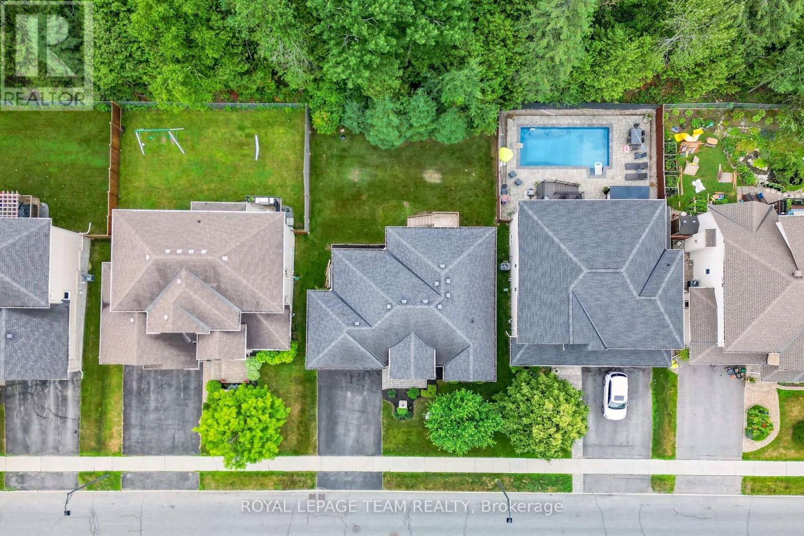 142 West Ridge Drive, Ottawa, Ontario  K2S 2H3 - Photo 38 - X12392447