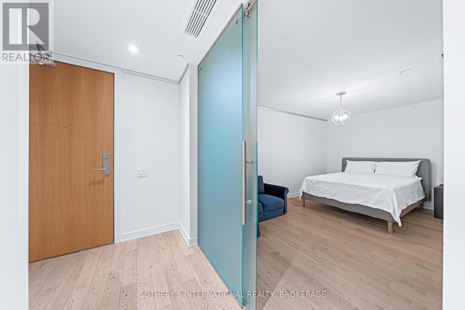 212 - 629 King Street W, Toronto, Ontario  M5V 0G9 - Photo 10 - C12392519