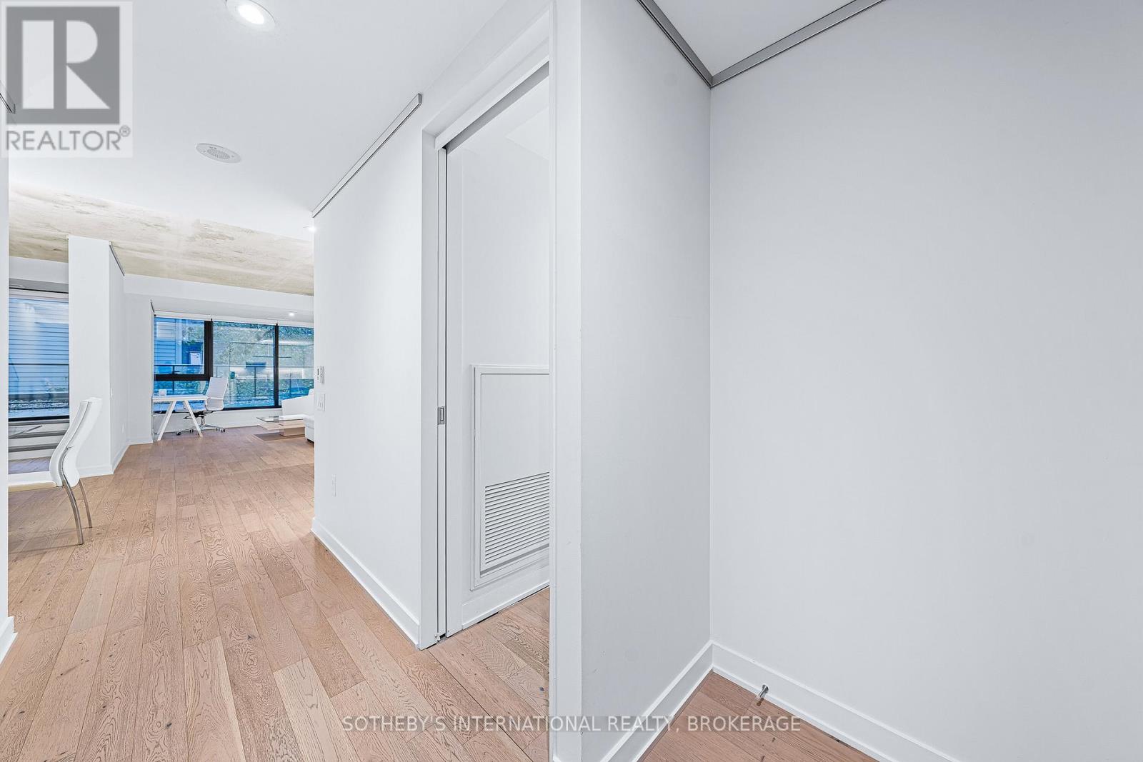 212 - 629 King Street W, Toronto, Ontario  M5V 0G9 - Photo 7 - C12392519