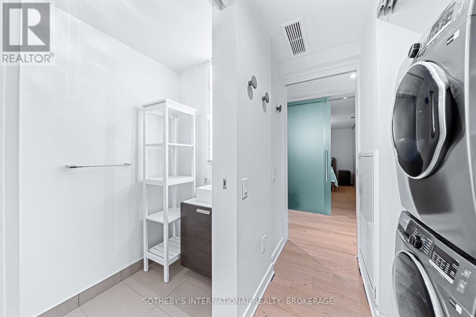 212 - 629 King Street W, Toronto, Ontario  M5V 0G9 - Photo 8 - C12392519