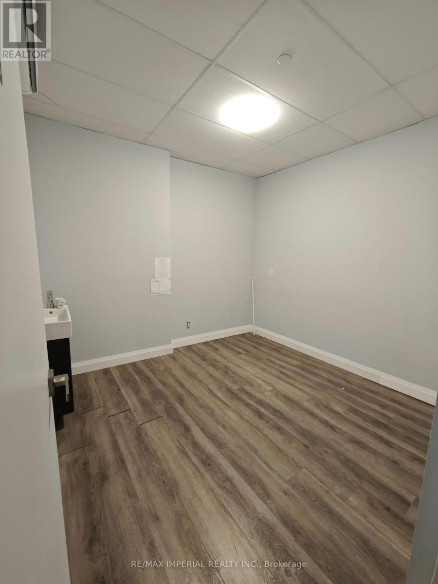 4 - 70 Forest Manor Road, Toronto, Ontario  M2J 1M6 - Photo 13 - C12392306