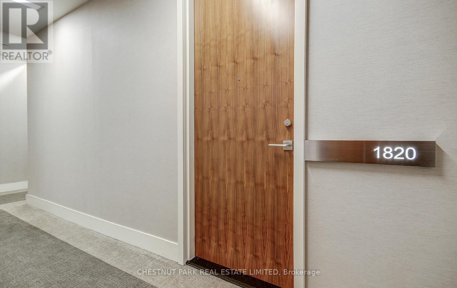 1820 - 111 St Clair Avenue W, Toronto (Yonge-St. Clair), Ontario  M4V 1N5 - Photo 3 - C12392334