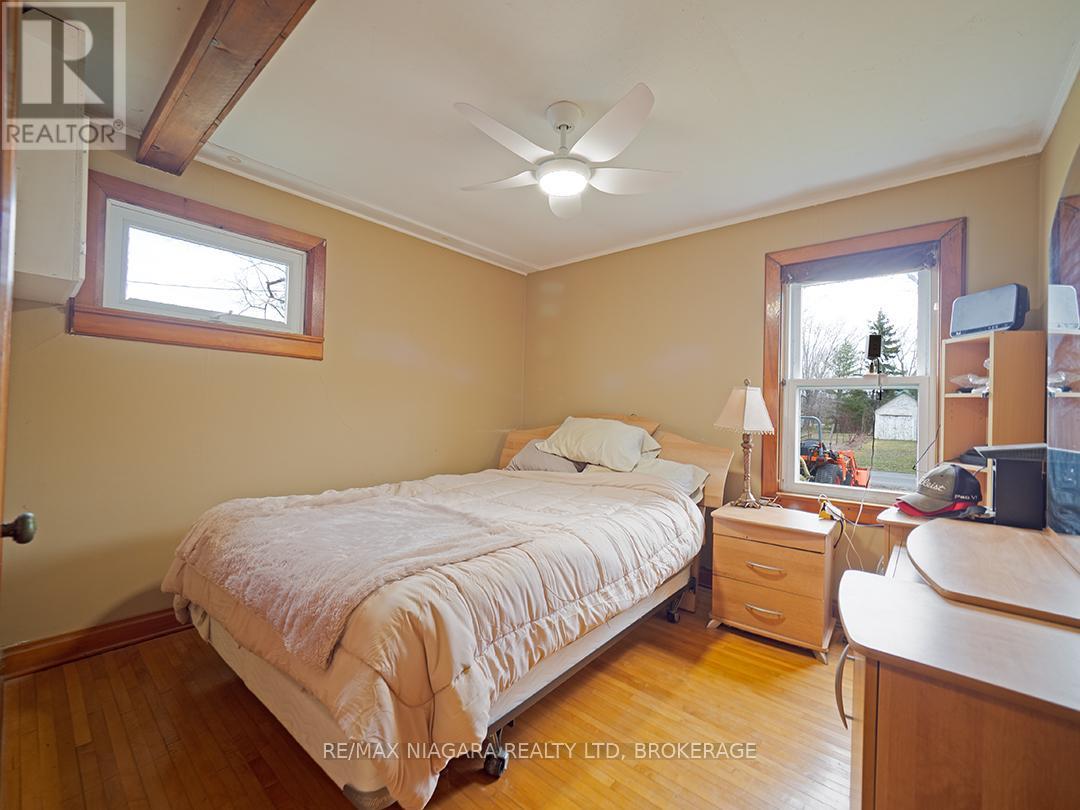 11161 Churchill Avenue, Wainfleet, Ontario  L0S 1V0 - Photo 13 - X12392490