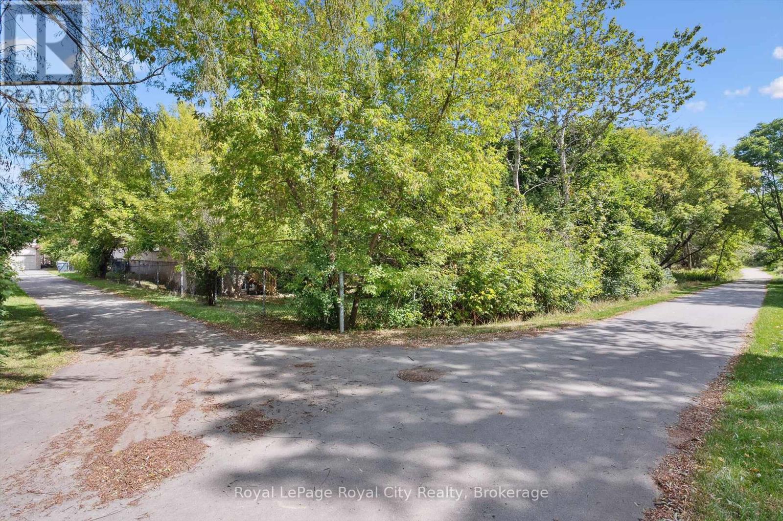 43 Koch Drive, Guelph, Ontario  N1G 4G6 - Photo 36 - X12392407