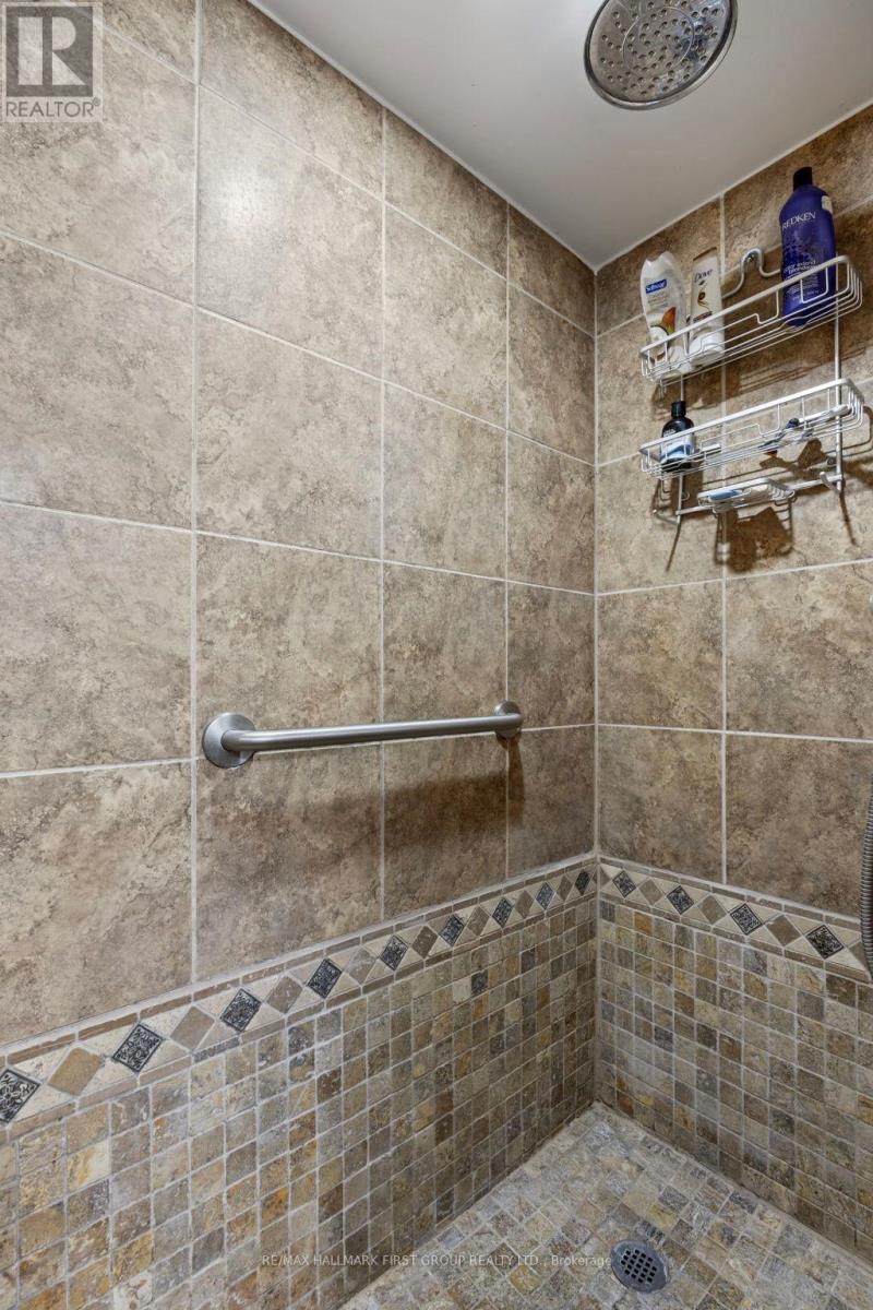 924 Mccullough Drive, Whitby, Ontario  L1N 1C6 - Photo 36 - E12392503