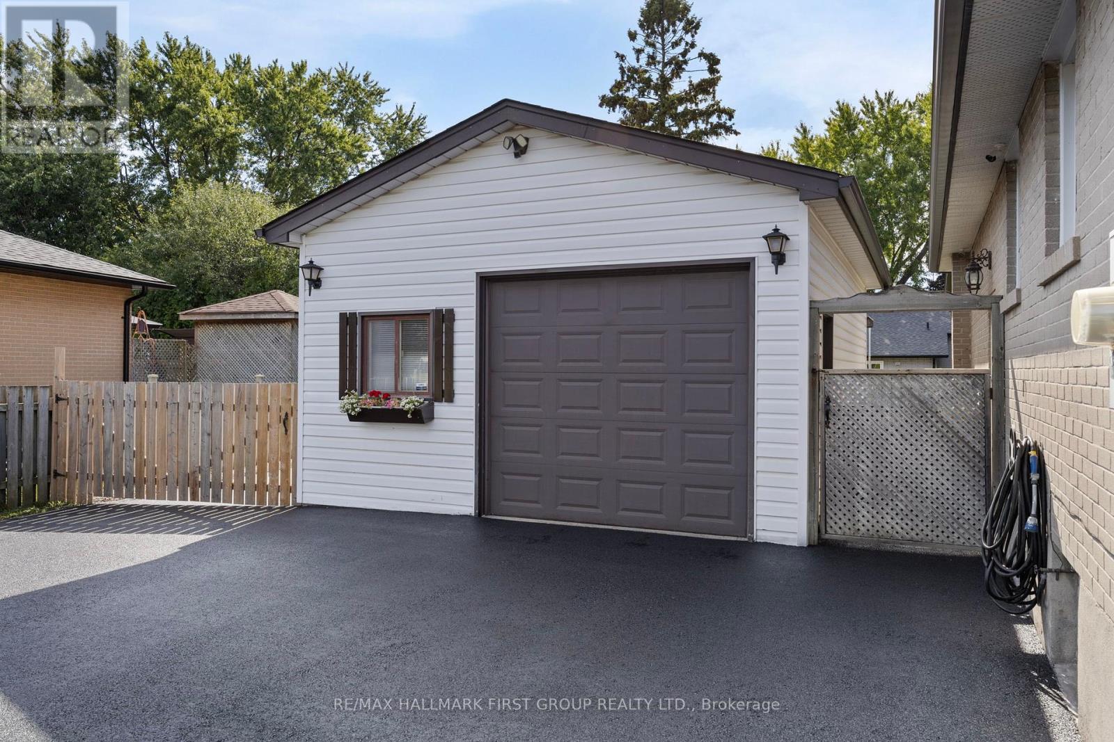 924 Mccullough Drive, Whitby, Ontario  L1N 1C6 - Photo 37 - E12392503
