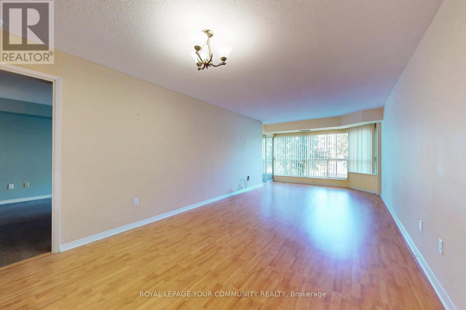 205 - 309 Major Mackenzie Drive, Richmond Hill (Harding), Ontario  L4C 9V5 - Photo 11 - N12391746