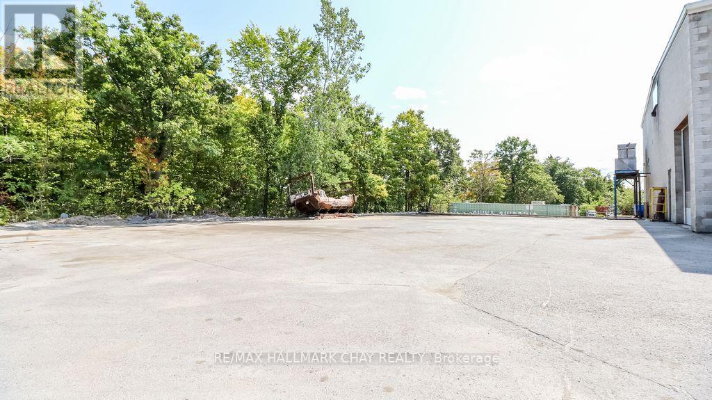 705 Bayview Drive, Barrie (0 East), Ontario  L4N 9A5 - Photo 28 - S12392359