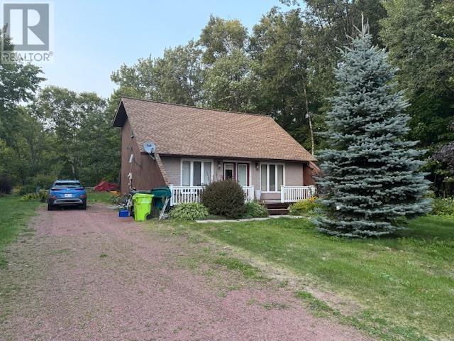 104 Pointe Louise Dr, Sault Ste. Marie, Ontario  P6A 5K6 - Photo 1 - SM252547
