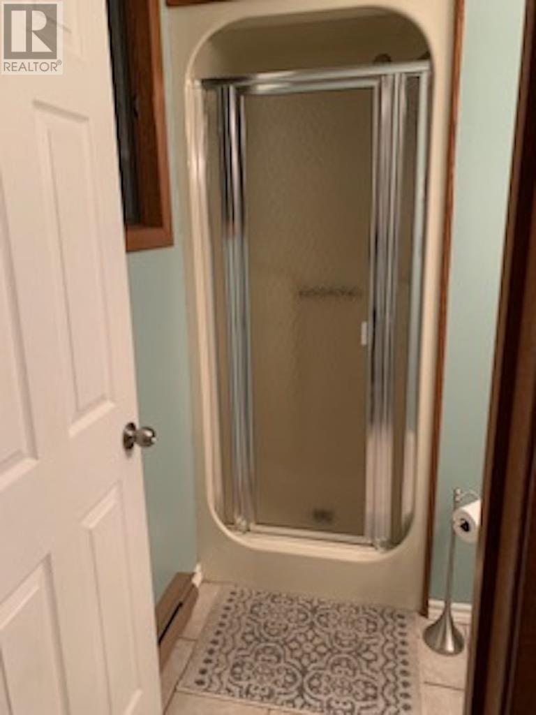 104 Pointe Louise Dr, Sault Ste. Marie, Ontario  P6A 5K6 - Photo 12 - SM252547