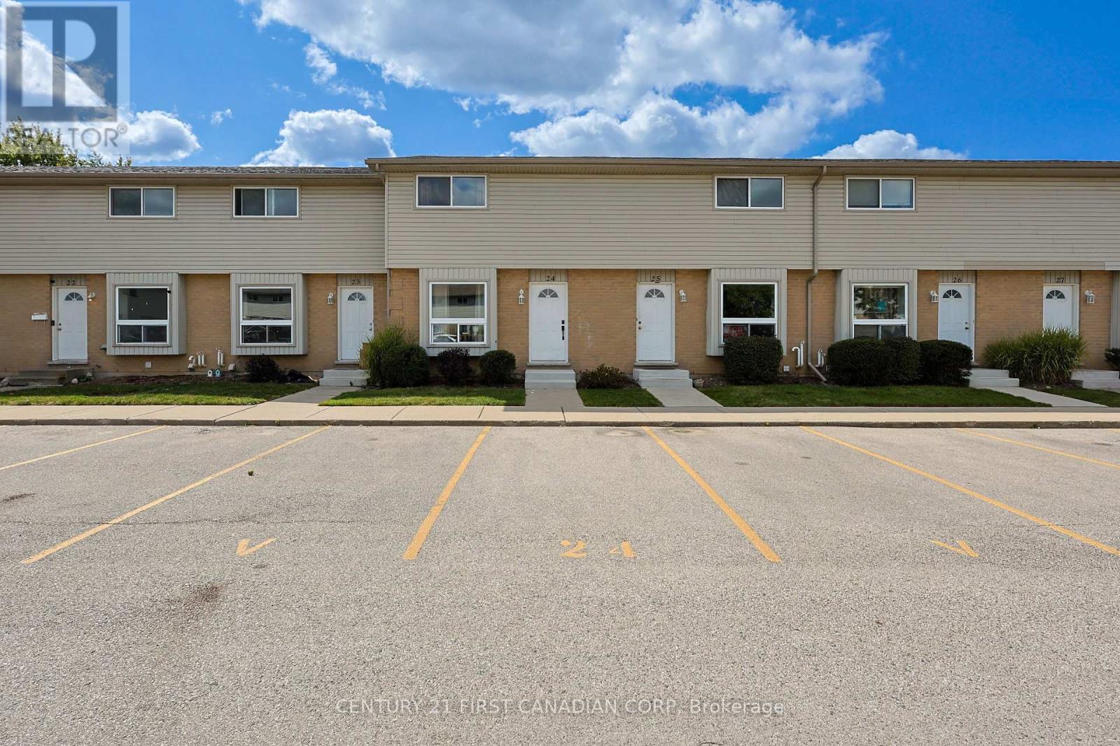 24 - 577 Third Street, London East, Ontario  N5V 4B9 - Photo 2 - X12335975
