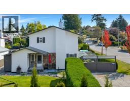 920 Agnes St Kinsmen Park, Esquimalt, Ca