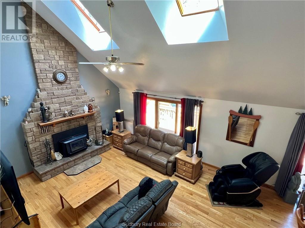 2526 B Highway 535, St. Charles, Ontario  P0M 2W0 - Photo 4 - 2124628