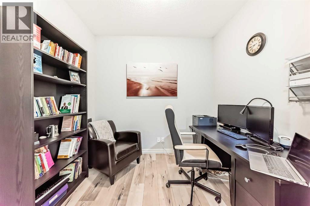 56 Belmont Terrace Sw, Calgary, Alberta  T2X 4H6 - Photo 14 - A2242154