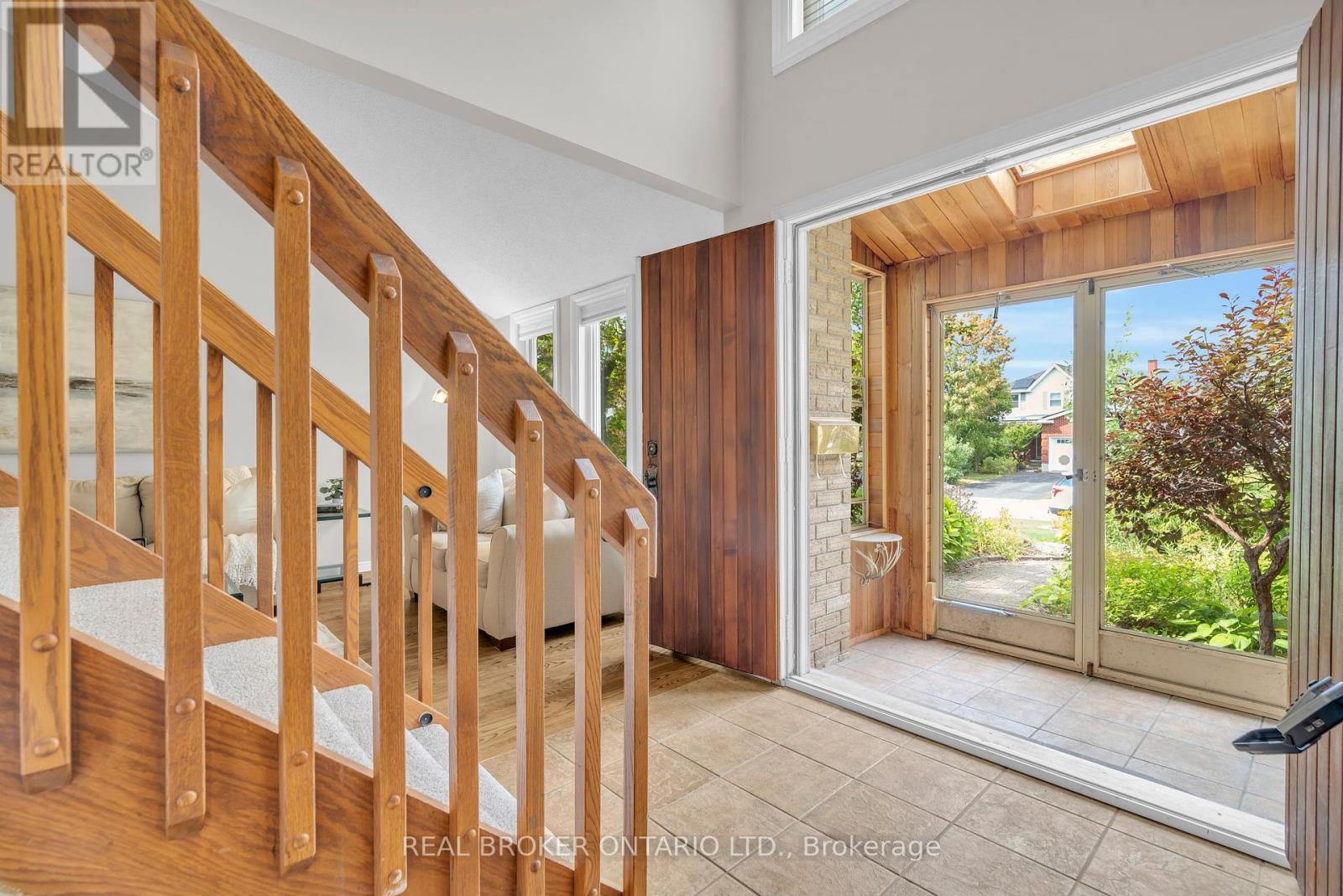 Property at 3 BROOKHAVEN COURT image 3