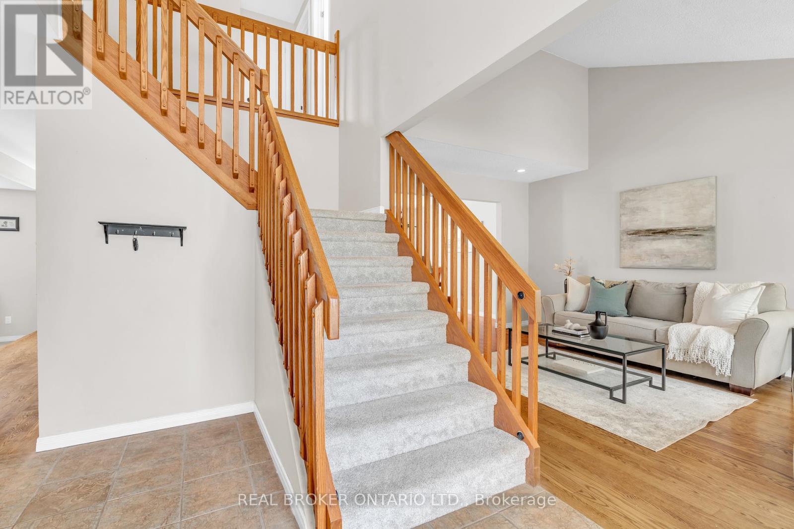 Property at 3 BROOKHAVEN COURT image 4