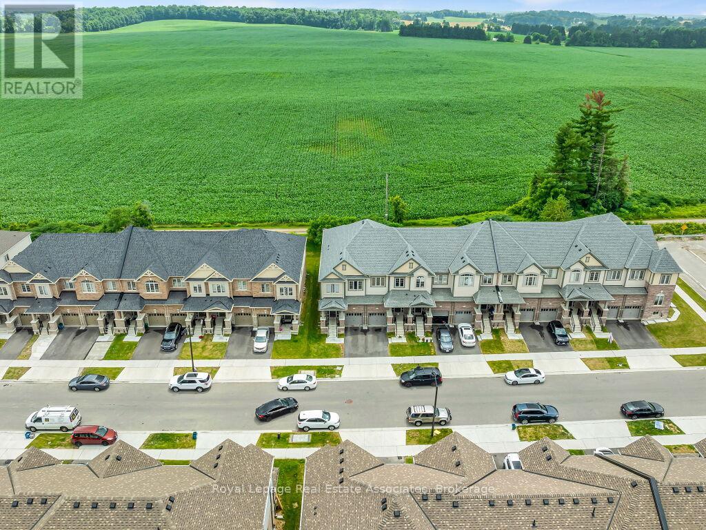 Property at 184 BROADACRE DRIVE image 2