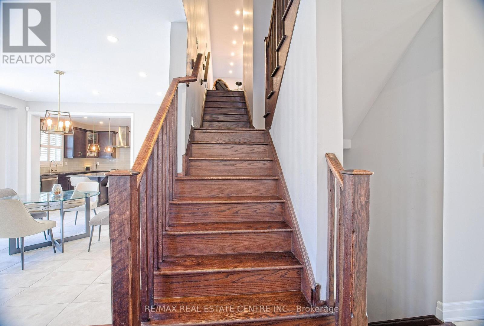 24 Pickett Place, Cambridge, Ontario  N3E 0B7 - Photo 18 - X12392371