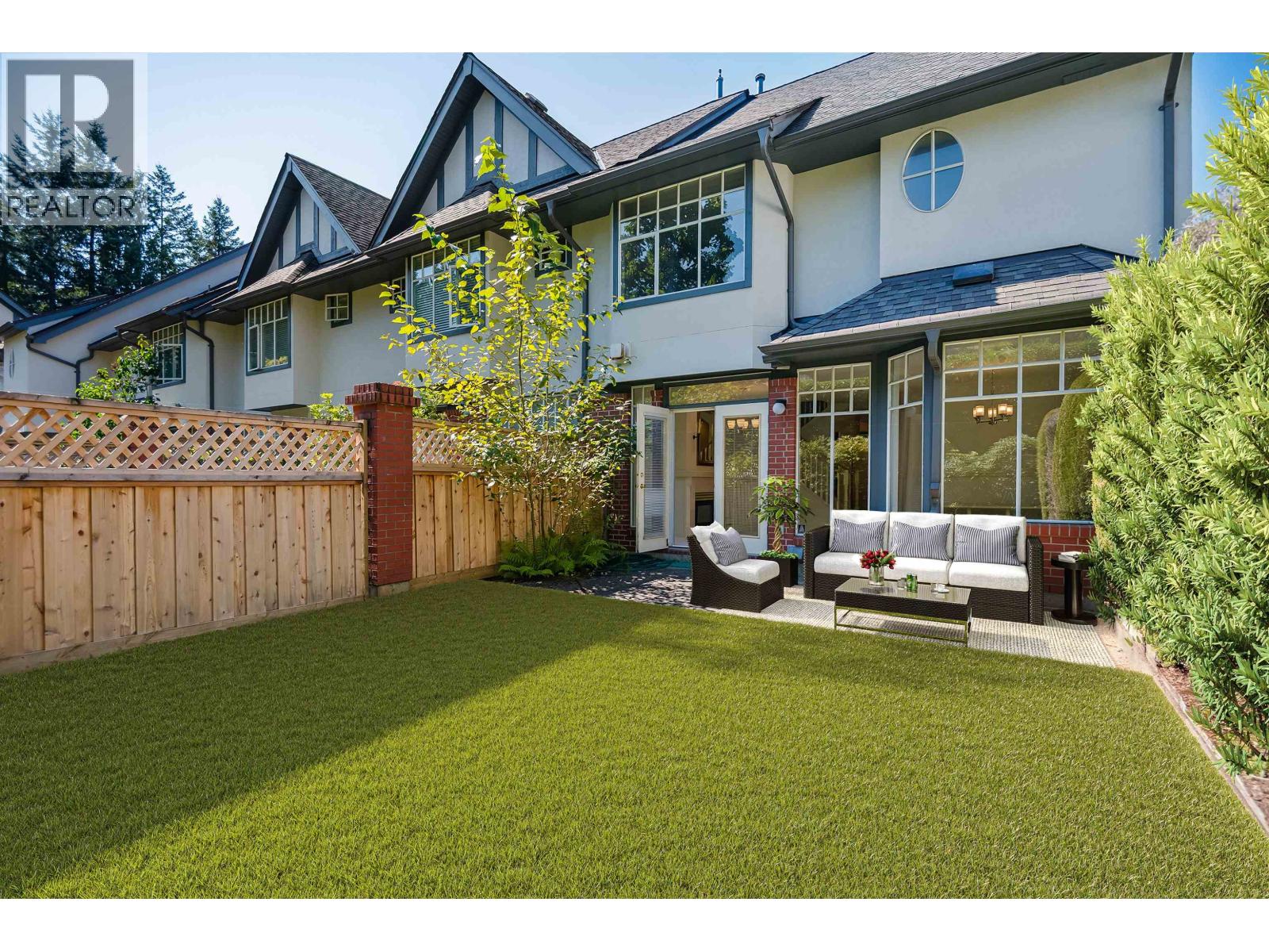 43 5880 Hampton Place, Vancouver, British Columbia  V6T 2E9 - Photo 2 - R3041925