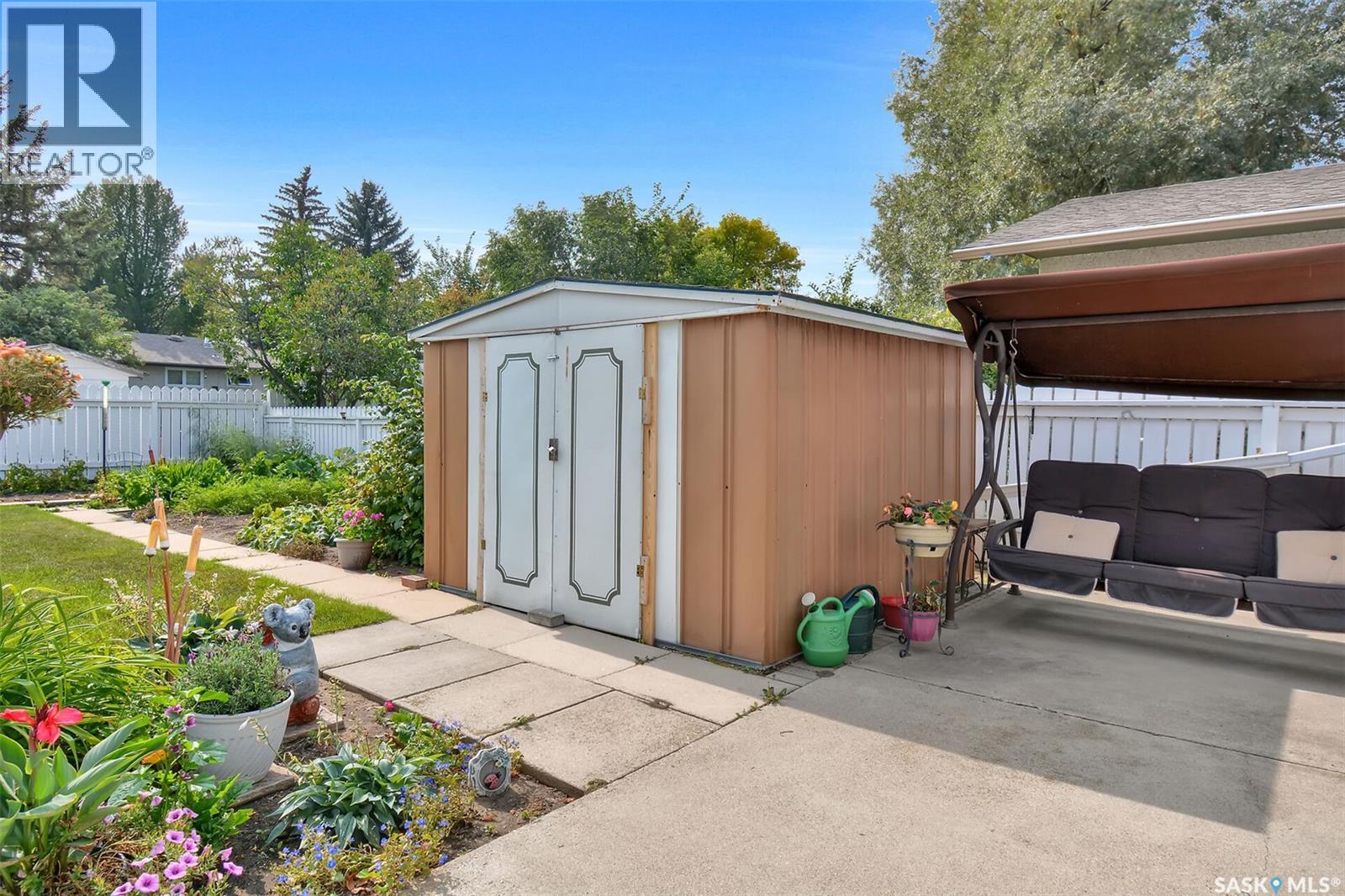 2938 Eastview, Saskatoon, Saskatchewan  S7J 3H9 - Photo 29 - SK017904