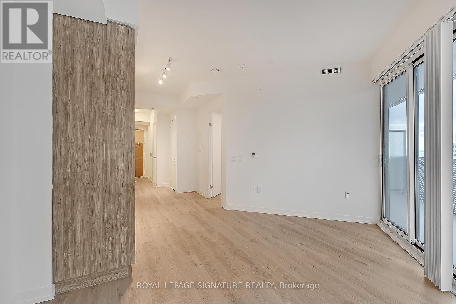 7312 - 138 Downes Street, Toronto, Ontario  M5E 0E4 - Photo 11 - C12392416