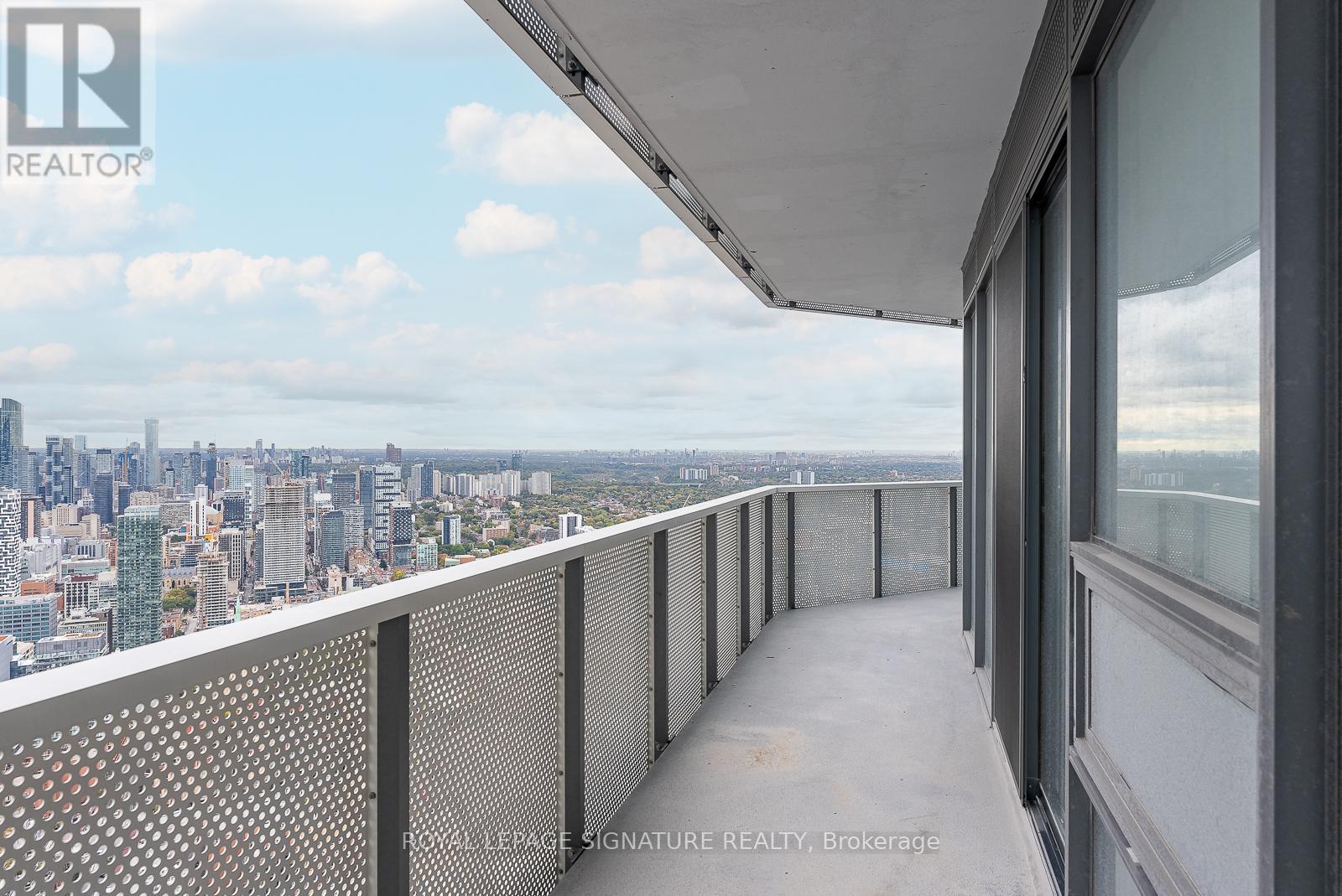 7312 - 138 Downes Street, Toronto, Ontario  M5E 0E4 - Photo 23 - C12392416