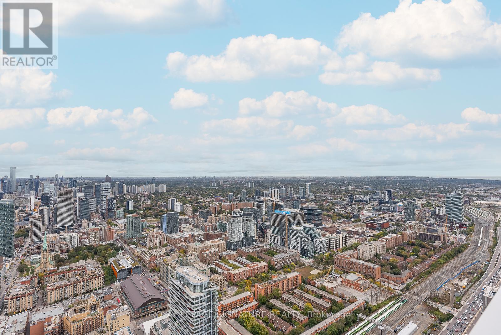 7312 - 138 Downes Street, Toronto, Ontario  M5E 0E4 - Photo 25 - C12392416