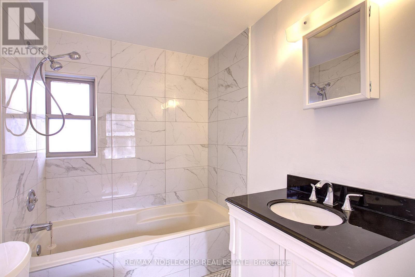 1 - 34 Winchester Street, Toronto, Ontario  M4X 1A7 - Photo 13 - C12392526