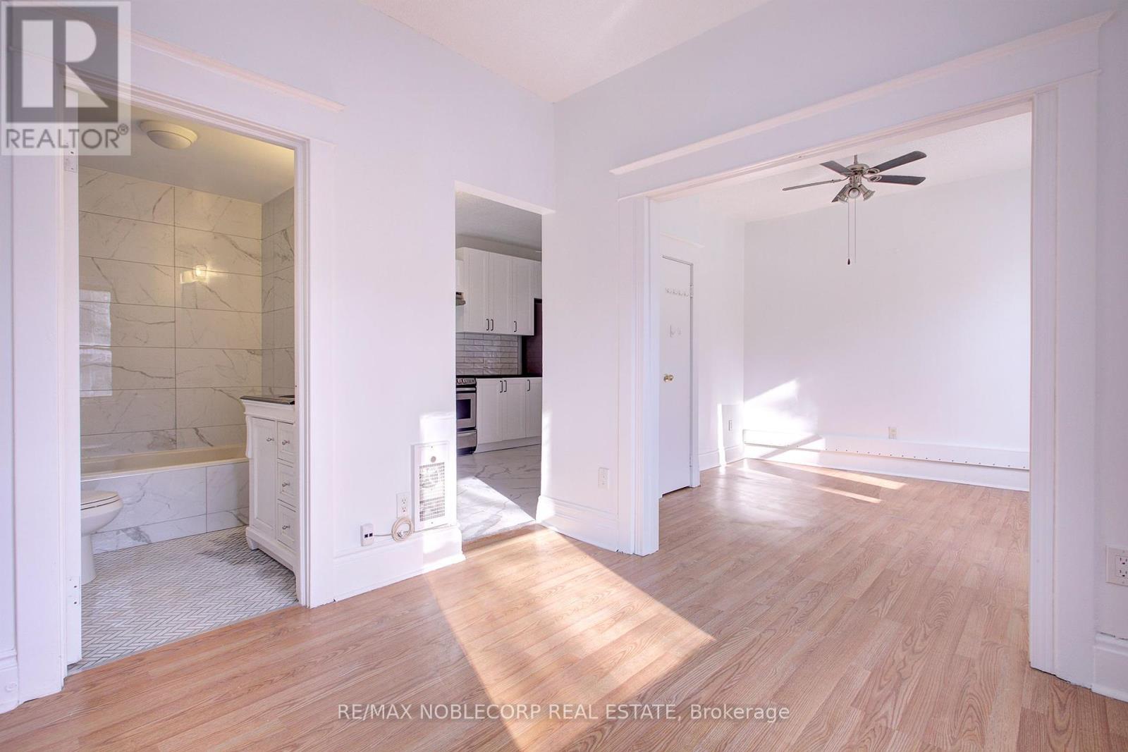 1 - 34 Winchester Street, Toronto, Ontario  M4X 1A7 - Photo 6 - C12392526