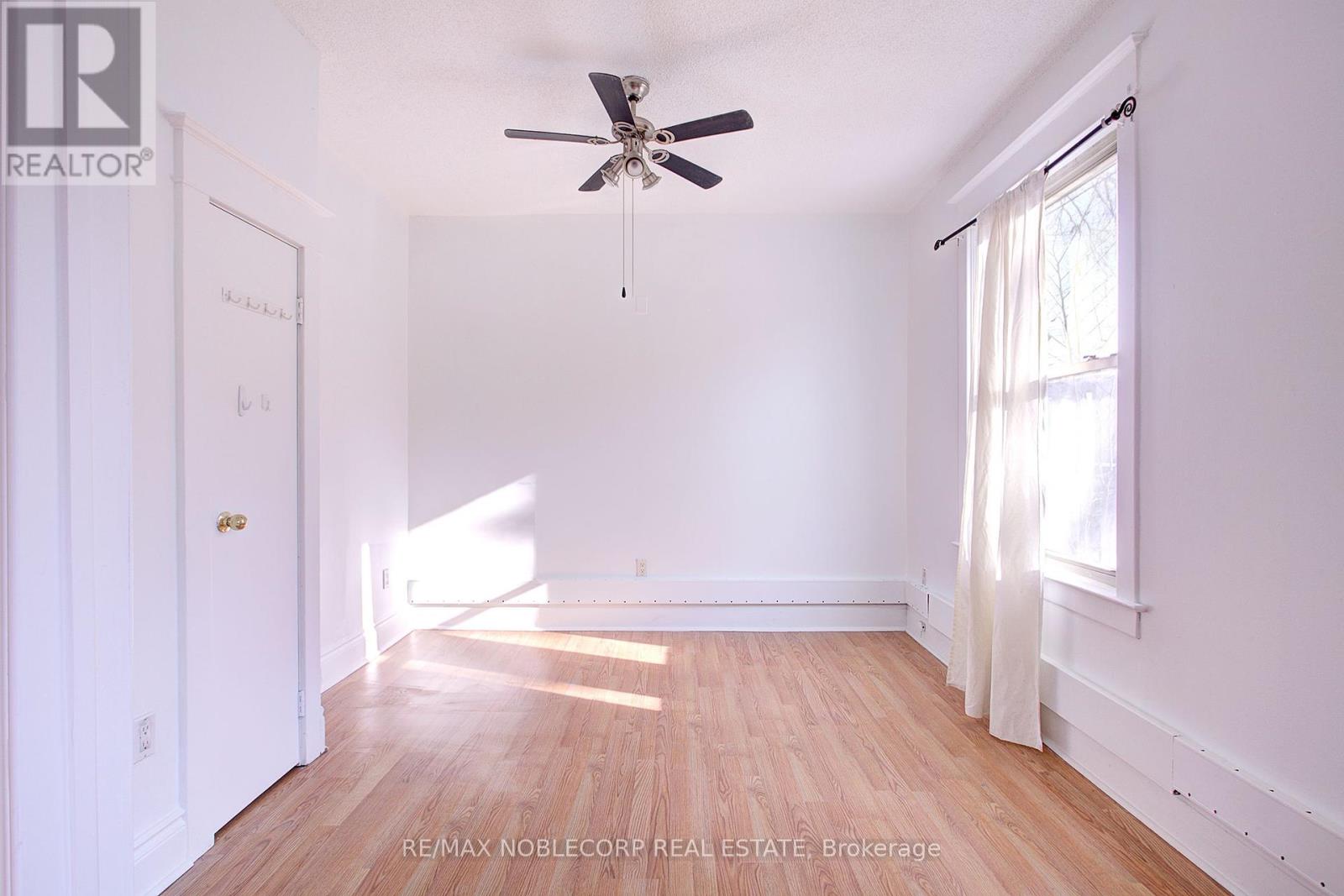 1 - 34 Winchester Street, Toronto, Ontario  M4X 1A7 - Photo 7 - C12392526