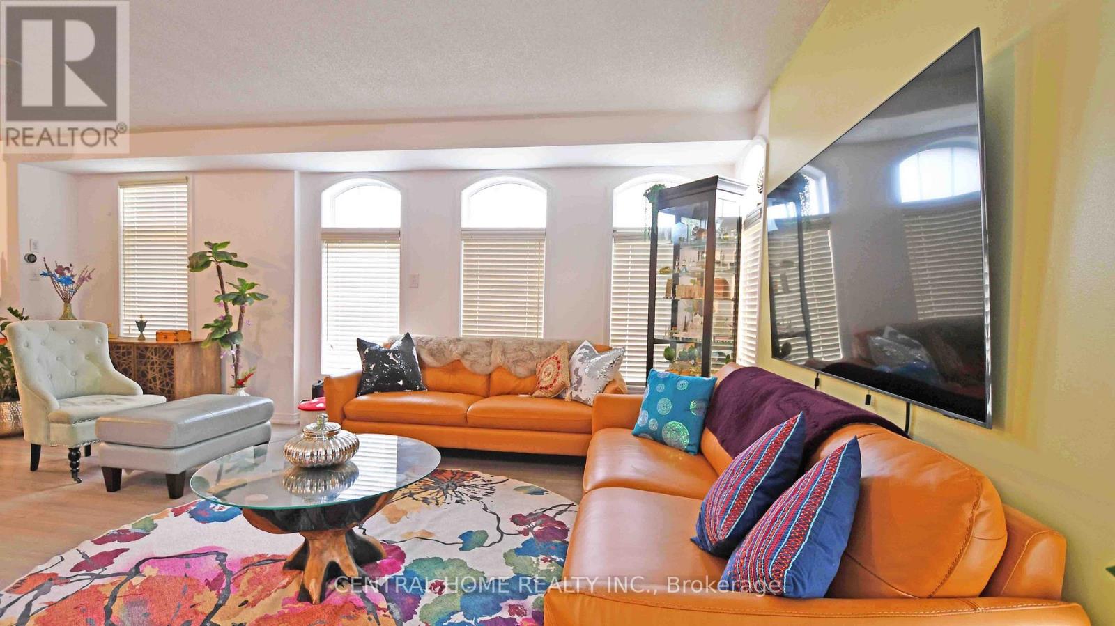 25 Camilleri Road, Ajax (Central East), Ontario  L1Z 0T2 - Photo 3 - E12390393