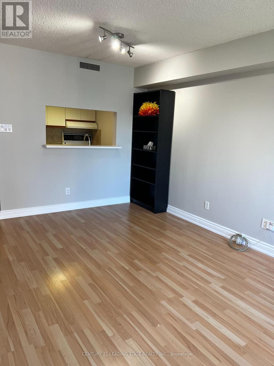 1002 - 150 Alton Towers Circle, Toronto, Ontario  M1V 4X7 - Photo 4 - E12390404