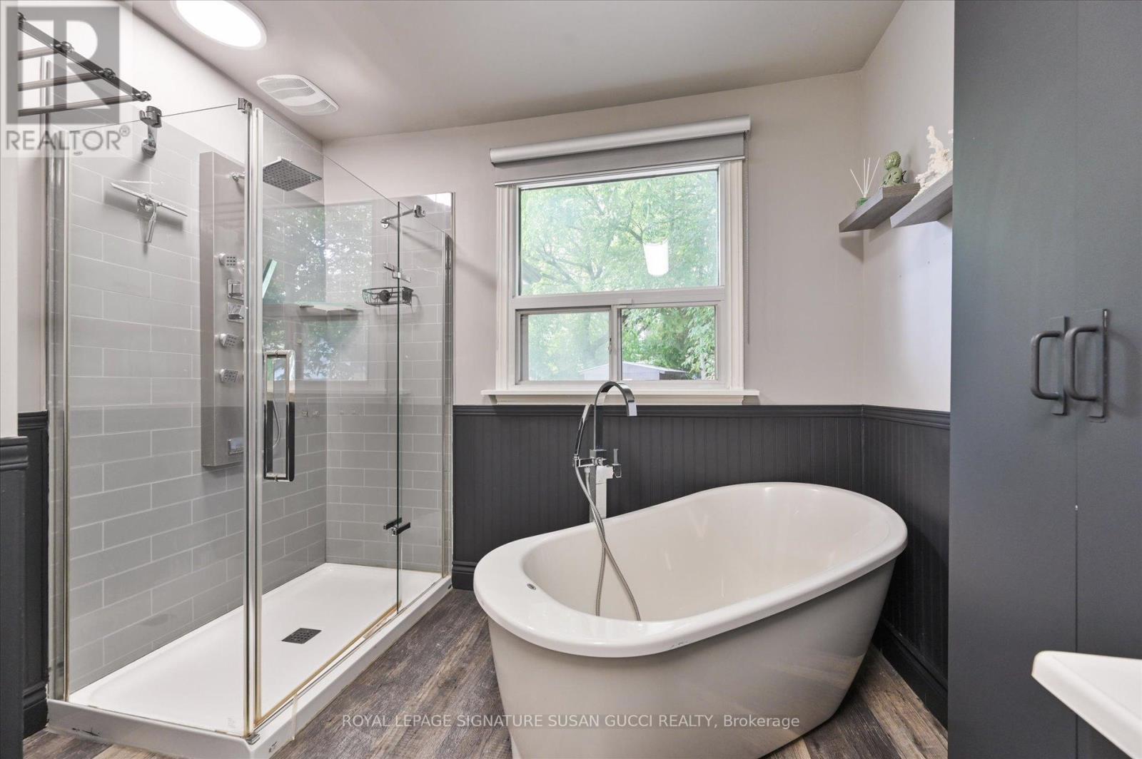94 Meighen Avenue, Toronto (O'connor-Parkview), Ontario  M4B 2H7 - Photo 16 - E12392463