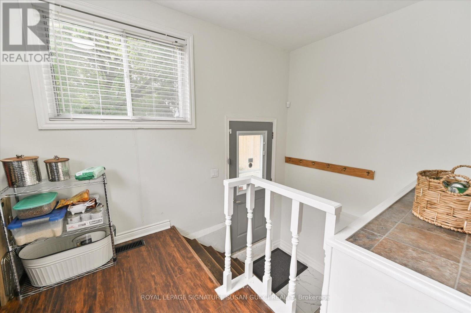 94 Meighen Avenue, Toronto (O'connor-Parkview), Ontario  M4B 2H7 - Photo 24 - E12392463